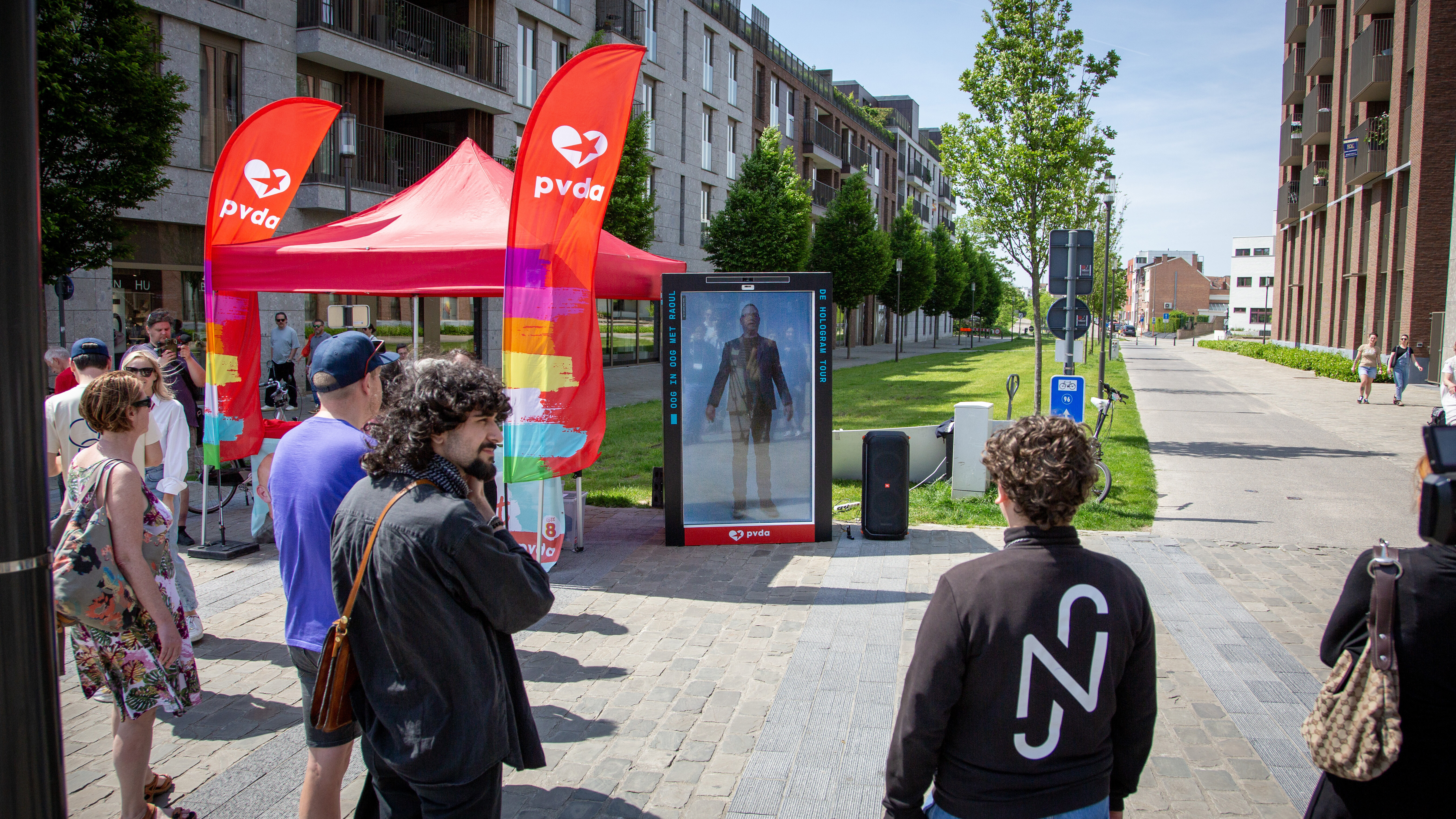 PVDA hologram1 -4